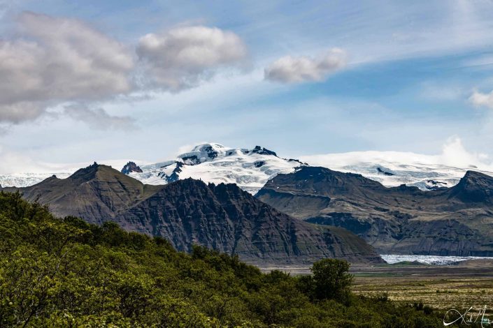 Best scenic photo of Icelandic landscape with snow capped mountains