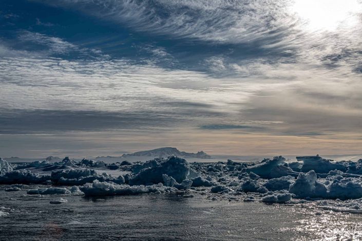 Best scenic photo of icebergs in antarctic sound